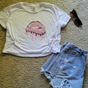 Womens cropped tshirt